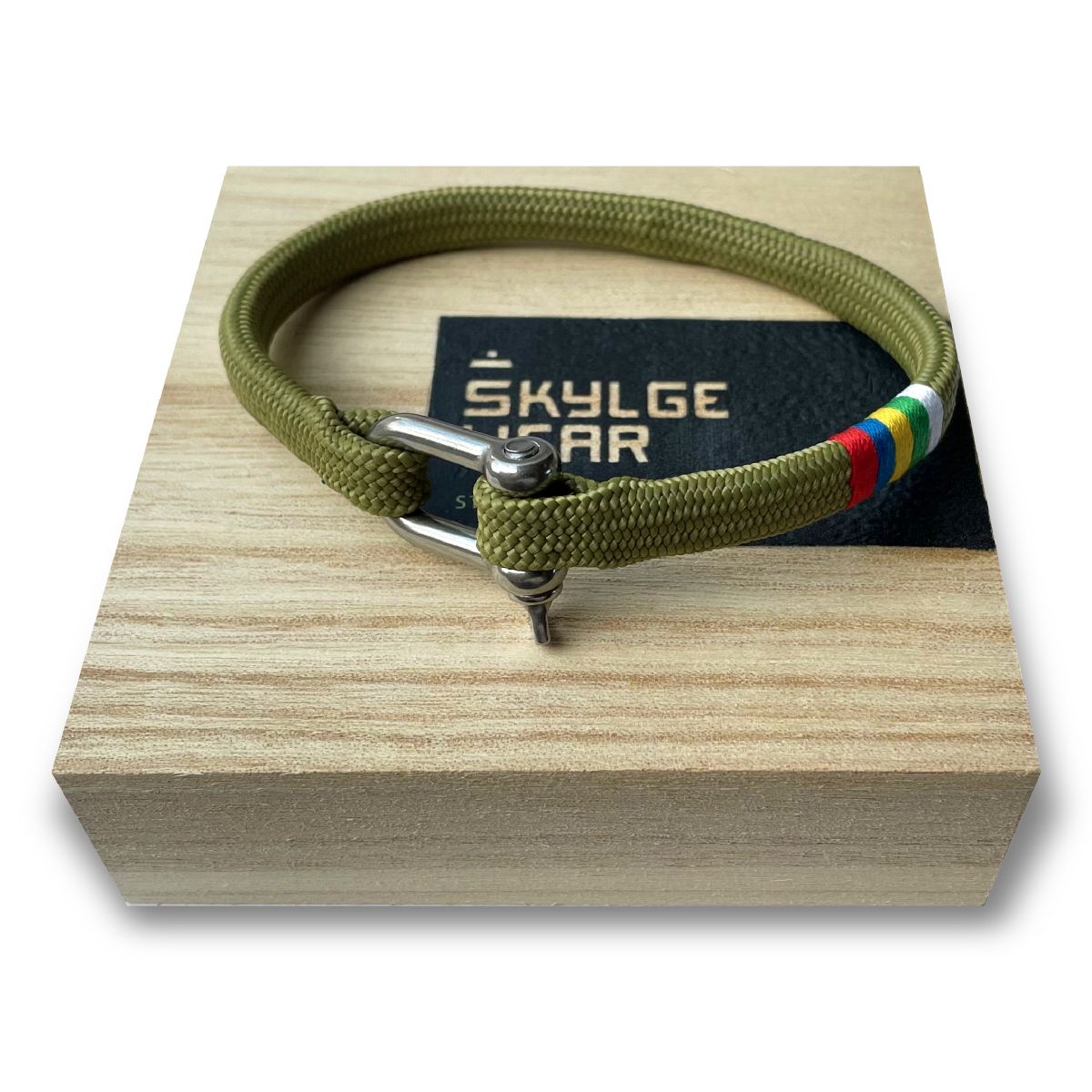 Armband Skylge met vlag van Terschelling op doosje van Skylgewear